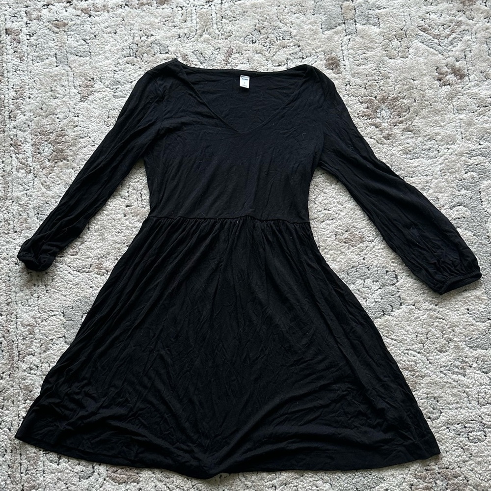 Old Navy minimal long sleeve black dress